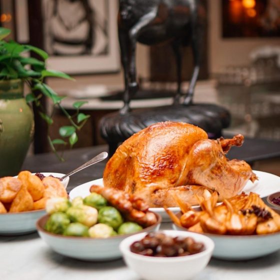Roast turkey, Christmas dining